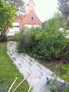 Vorgarten vorher