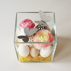 {Schmetterlinge & noch mehr DIY-Oster-Deko}...