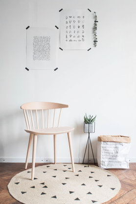 Der ominöse Stuhl im Schlafzimmer...