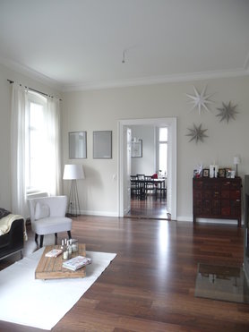 schwarz- weiß im Ganzen