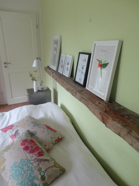 Bilderflut auf Treibholz