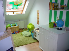 Schlauchkinderzimmer unterm Dach