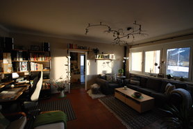 Wohnzimmer im Sonnenlicht