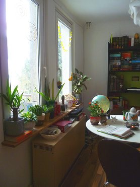 where we eat, play and meet...