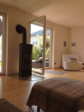 Vom Sofa in den Garten ...