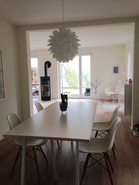 Essbereich mit Normann Copenhagen die zweite 