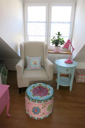 Lieblings-Leseecke in meinem "Mädelszimmer"