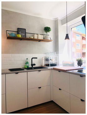 Die Küche wirkt jetzt