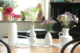 Weiße DIY-Vasen 