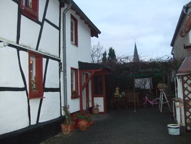 mein Innenhof in der Dämmerung