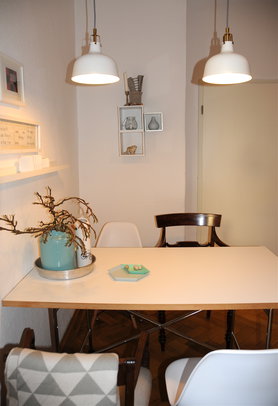 Arbeits-, Ess- und Basteltisch 