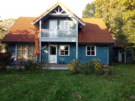 Haus/Garten im Herbst