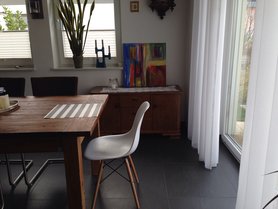 Neue Eamse gebraucht erstanden, aber Frage...