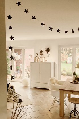 A hand full of stars...