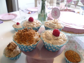 Himbeer-Vanille Cupcakes 