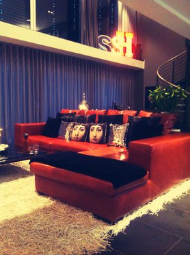 Wohnzimmer mit einem Hauch von DISCO