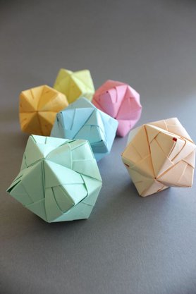 DIY – Origami Ball Sonobe in Pastell