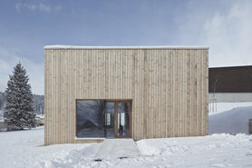 Seitenansicht mit Fenster