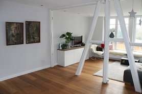 Voll auf Holz und grün oder neuer Platz für alte Bilder