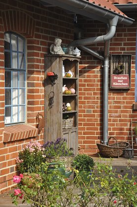 Draussen nur Kännchen...