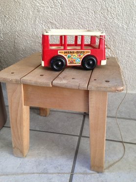 Urgrosmamis Schämeli und Mamis (also mein) Bus