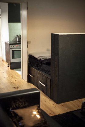 DIY Schlafecke mit Blick in die Küche 