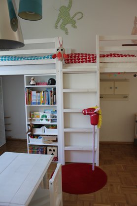 Kinderzimmer Hochbett