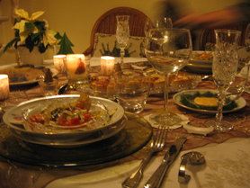 Festtafel bei der Familie