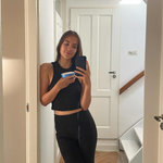 Bild des Benutzers two dogs and a house