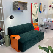 Sitzmöbel von Objekte unserer Tage von The Amazing Crocodile Design Store Sitzmöbel von Objekte unserer Tage