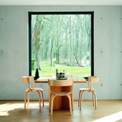 Essplatz mit dem Thonet 404 in Natur