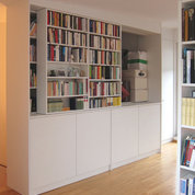 Bücherregal mit Stauraum - geöffnet