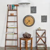 Lampe und Möbel im Industriestil von Goldstein Lampe und Möbel im Industriestil