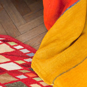 Teppiche und Wohntextilien von Nani Marquina