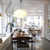 Leuchte über Essplatz